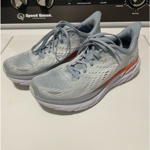 HOKA Clifton 8